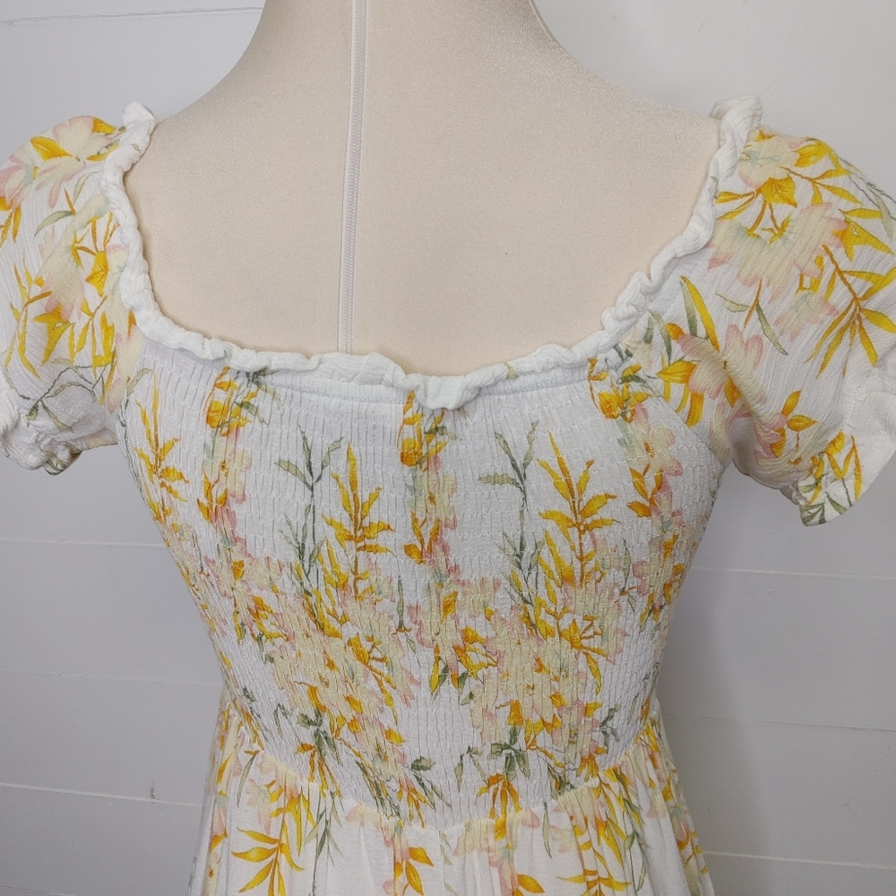 Urban Outfitters Kiss The Sky Verseilles Dress M - Picture 8 of 15
